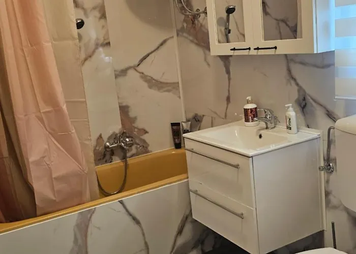 Veline Апартаменты Копер